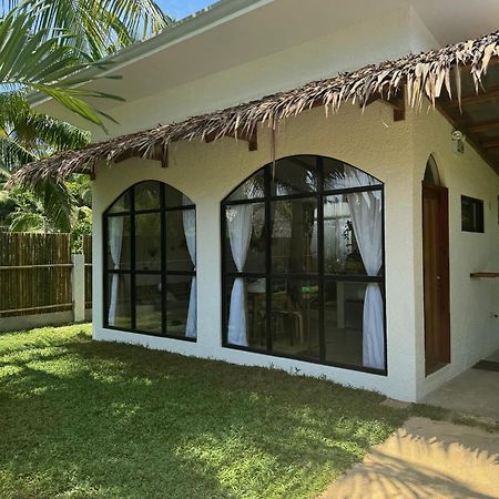 Villa Pura Vida Apartments Siargao ゼネラル・ルナ エクステリア 写真